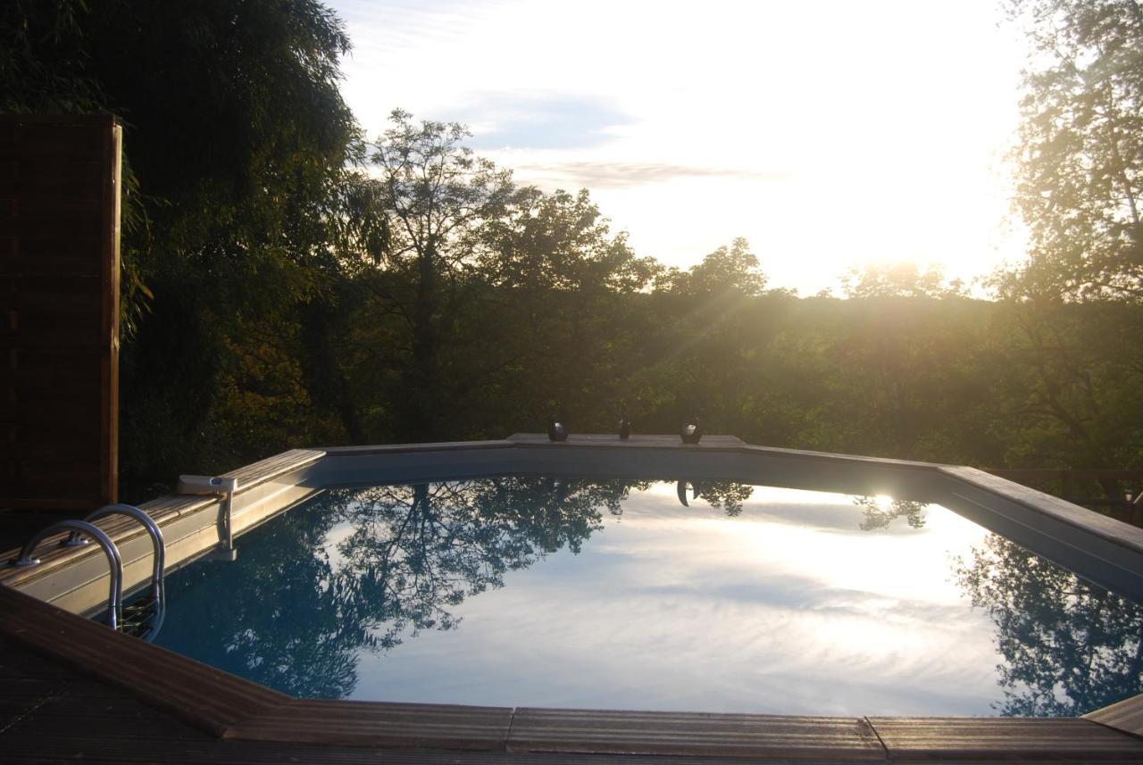 Au Son De L Angelus Bed & Breakfast Moncrabeau Exterior photo